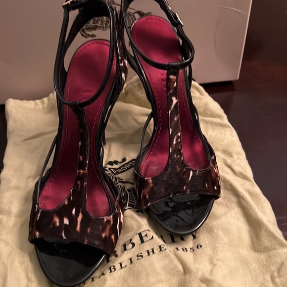 Multicolor suede Burberry high heel sandals size 39 in a very good condition - Picture 2 of 7